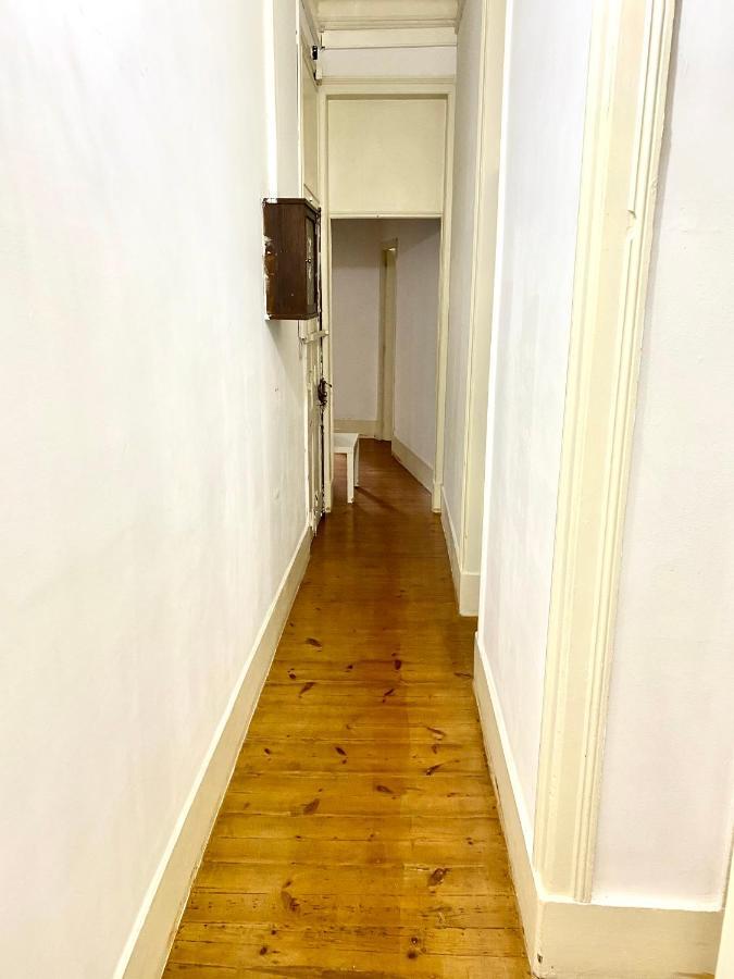 Relax Chiado 3 - Cute Little Double Room With Shared Bathroom Lissabon Buitenkant foto