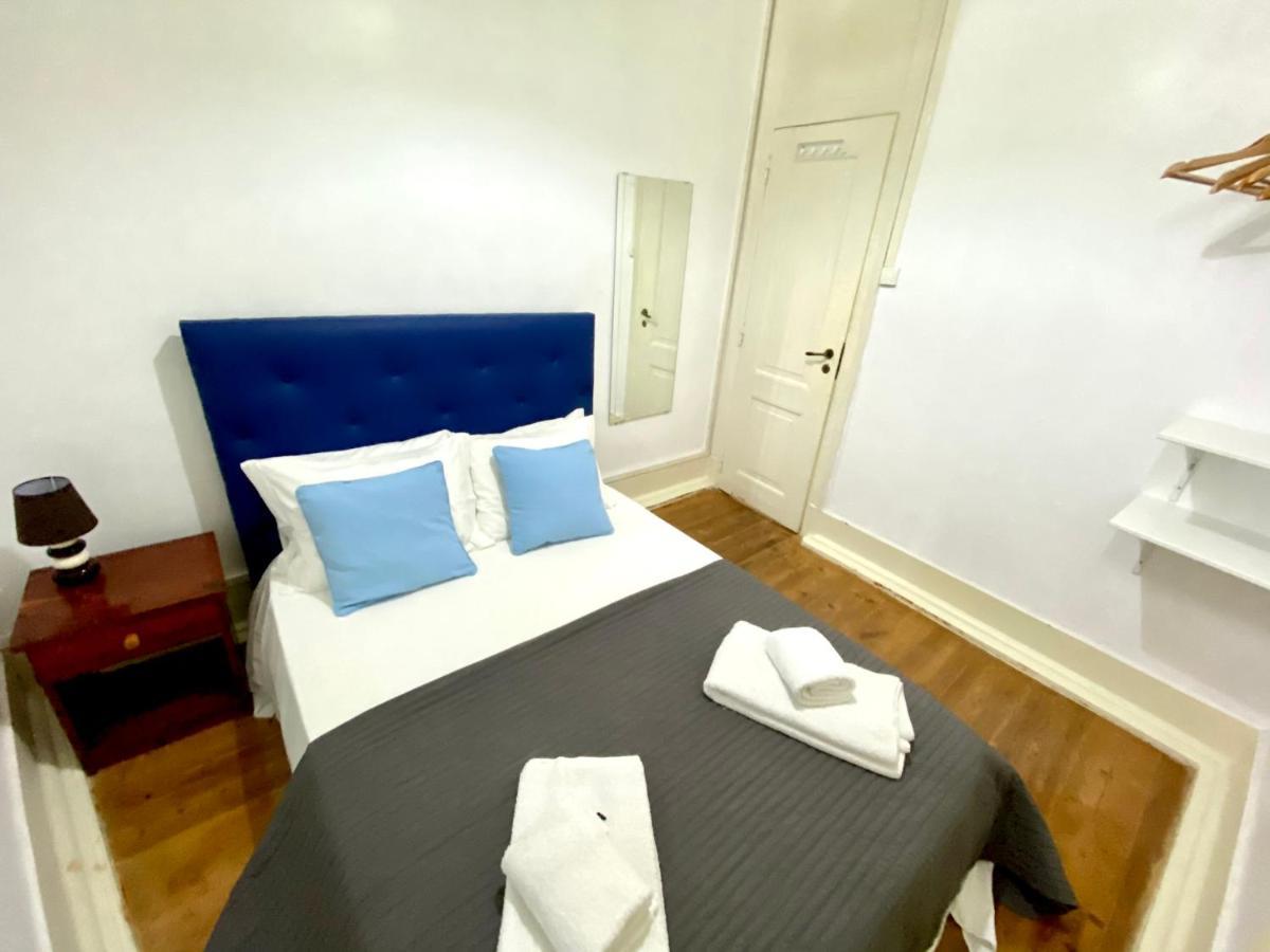 Relax Chiado 3 - Cute Little Double Room With Shared Bathroom Lissabon Buitenkant foto